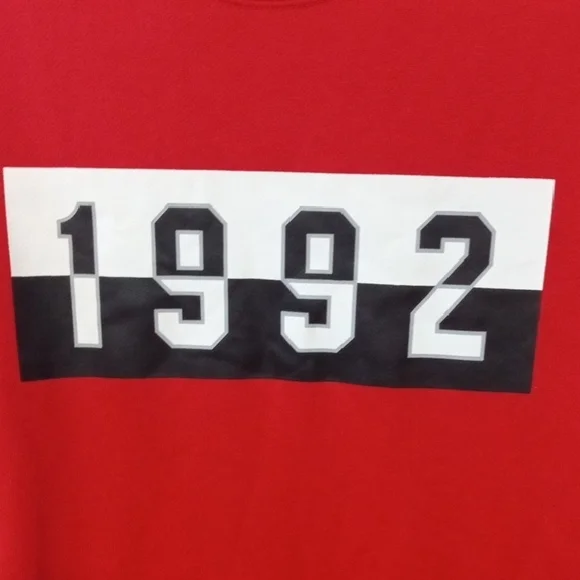 Red NIKE 1992 Graphic Sweatshirt - Picture 4 of 14